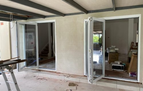 2 PANEL BIFOLD DOOR